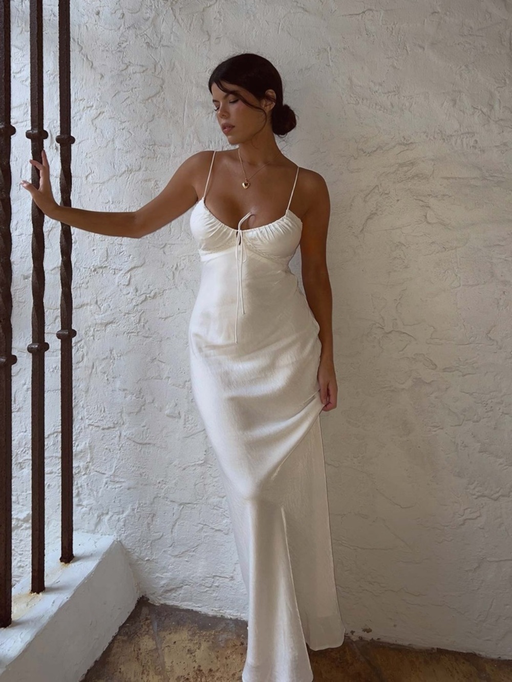 Princess Polly Emily V Neck Maxi Dress in White - Size US 4